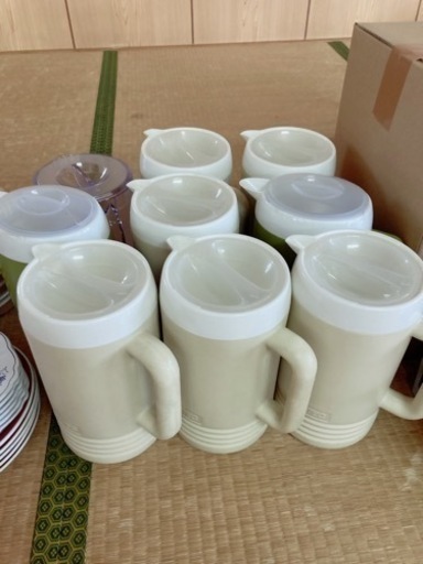 食器　コップ類（中古品）