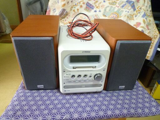 ビクター★CD/MD/カセットコンポUX-Q10-W UX-Q10