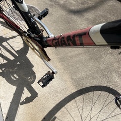 giant 赤色自転車の画像
