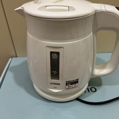 　電気ケトル　わく子　0.8 