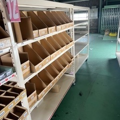 タイヤ付き　商品棚　一つ　早い人勝ち　残り5台
