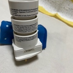 サムスン充電器 3芯3穴　海外プラグA  旅行アダプター 欧州の画像