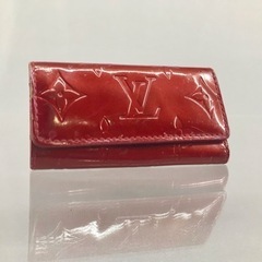 LV ルイヴィトン 赤ヴェルニ 4連キーケース