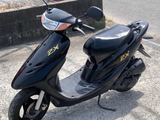 神奈川県藤沢市発．ホンダ　ライブディオAF35SR。9月まで自賠責保険付き。ZX仕様ちょいカスタム。フル整備。