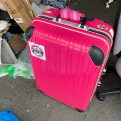 キャリーバック　旅行カバン　の画像