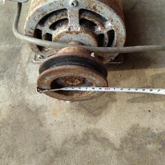 200v  3相　TOSHIBA　東芝 インダクション モーター 　三相 200V 1.9kW 4POLES の画像