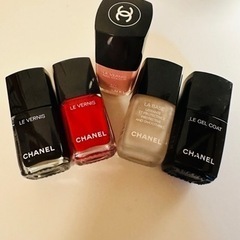 希少美品Chanel ネイル 限定カラー シャネル 5本セット ベース&トップ入り3