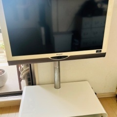 商談中　SHARP AQUOSテレビ　テレビ台セット