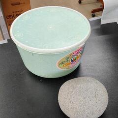 0421-111 【無料】 【厨房】漬物石・ケースセット　※使用...