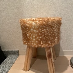 スツールの画像