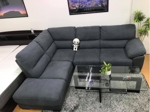 布張りカウチソファを入荷致しました！！！