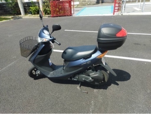 ほぼ新車！スズキの原付。走行距離少ないです！