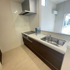 【クリア高井　Ｎ棟 部屋番号：１０２】ミサワ施工の新築物件！貴重なペット可物件♪　新築物件の為、設備等すべて新品です♪コンビニ、ドラッグストアなど周辺環境も充実しています！お早めにお問い合わせください！ − 群馬県