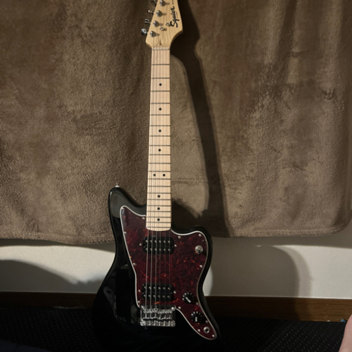 弦楽器、ギター squier by fender jazz master