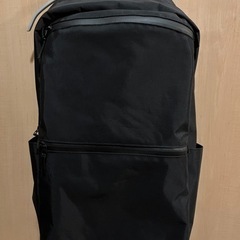ユニクロ　ファンクショナルバックパック