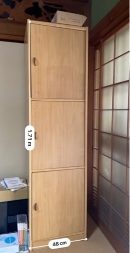 ドア付きラック
