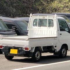 車検付いててすぐ乗れる　4WDの軽トラ　しかもエアコン付き　コミコミでどうぞの画像