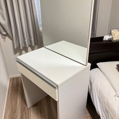 【受け渡し者確定】インザルーム　化粧台、ドレッサー