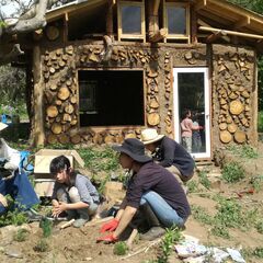 里山で遊ぼう！　～作付け～ − 山梨県