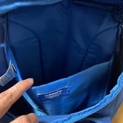 アディダス　リュックサックの画像