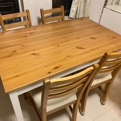IKEA ダイニングテーブル⭐️の画像