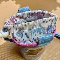水筒バッグ　アナと雪の女王の画像