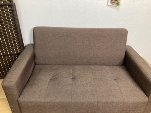 ソファー売ります！足つき 割引あり