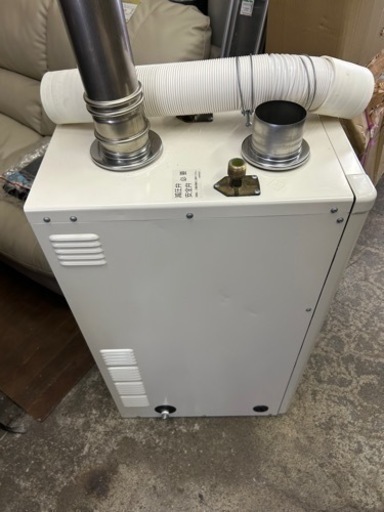 万代店　ノーリツ 石油給湯器 ボイラー OX-307FF 給排気筒付き