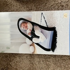 ベビービョルン　バウンサー　メッシュ　おもちゃ・箱付きの画像