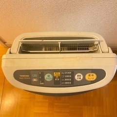東芝　除湿機　99年製の画像