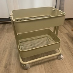 【お値下げ中】ワゴンの画像