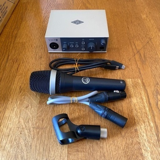 UNIVERSAL AUDIO VOLT1 ＆ AKGダイナミックマイク