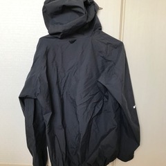 ユニクロ　ブロックテックパーカー　XL 紺色の画像