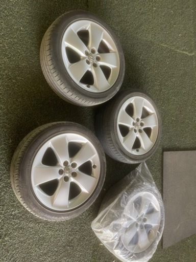 TOYOTA プリウス純正ホイール、タイヤ