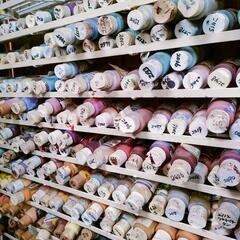 ペイントラック（アメリカーナ、セラムコートなどが200本くらい入ります）の画像