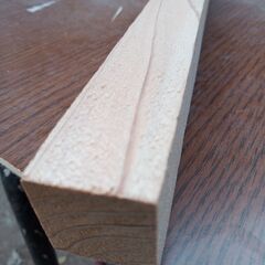 工作用木材　約25ミリｘ約25ミリｘ300ミリ　１本　DIY　木工　工作にの画像