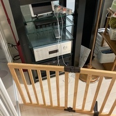 日本育児　ベビーゲート　おくだけとうせんぼ