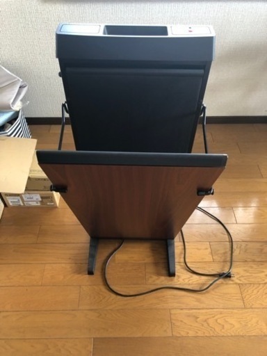 ズボンプレッサー　コルビー