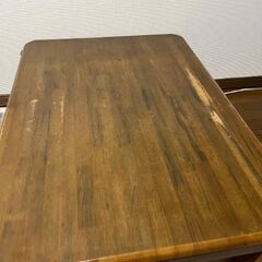 こたつテーブルの画像