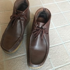 クラークス　ブーツ　年季入ってますが、美品の画像