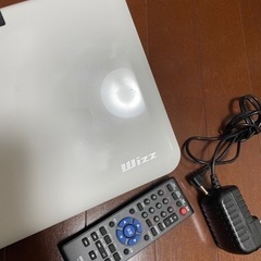 DVDポータブルプレイヤーの画像