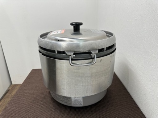 リンナイ　Rinna　業務用　ガス炊飯器　3升　６.０L　都市ガス　２０１８年製　RP-30S2-B