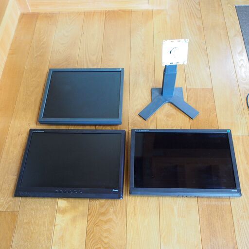 パソコン用　モニター　セット（オマケのモニターを入れて合計３台） iiyama 20インチ eizo color EDGE 19インチ