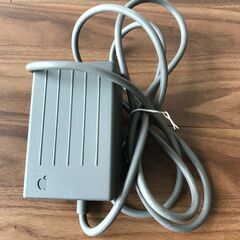 電源コード AC 10-240V/DC7.5V
