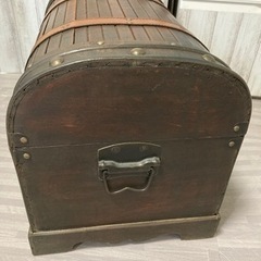 アンティーク　宝箱　大きめの画像