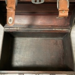 アンティーク　宝箱　大きめの画像