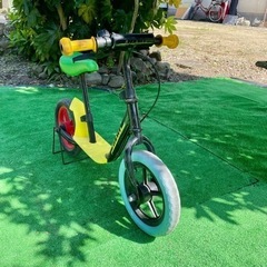 キッズバイクバランスバイク幼児バイク 男の子 女の子 ペダルなし おもちゃの画像