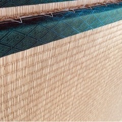 無料です‼︎ どなたがもらってください‼︎ 解体から出た畳12枚、タタミ、使えそうな物から汚れた物も混在してます。の画像