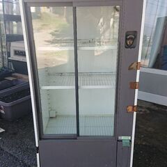 昭和レトロ 棚、4月30日に処分します。