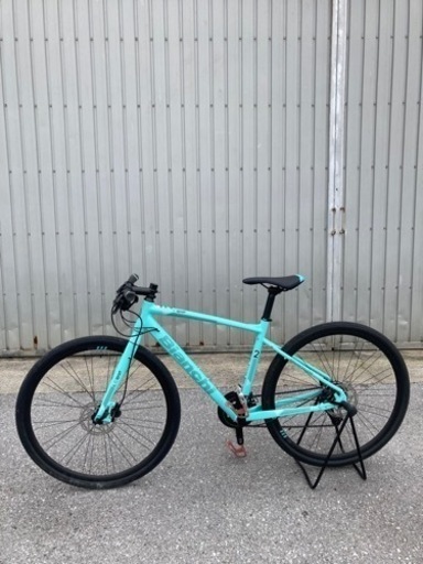 【取引終了】ビアンキ　Ｃスポーツ２　2022年モデル